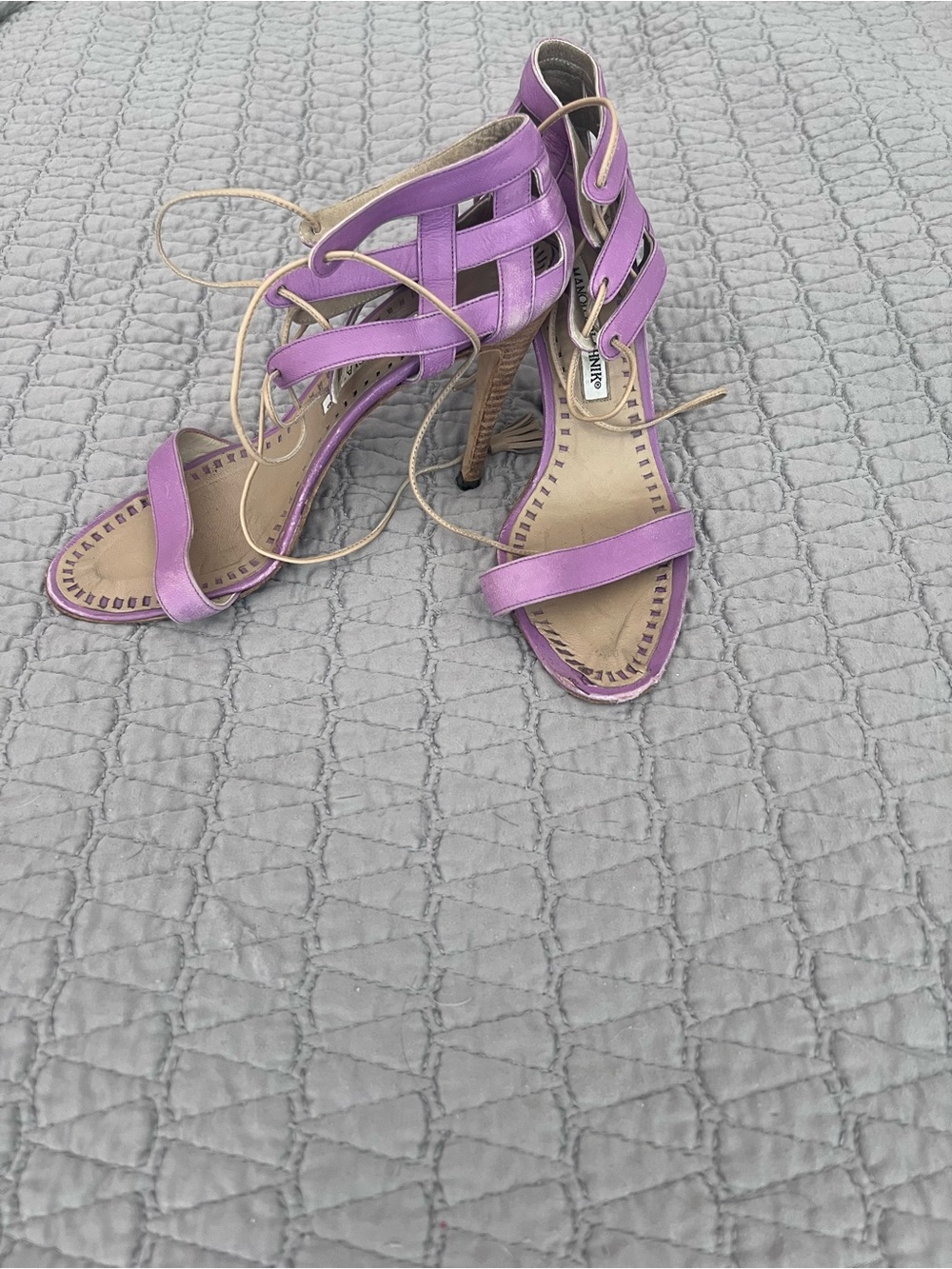 Vintage Manolo Blahnik purple  Strappy Lace-Up High Heel Sandals 38.5